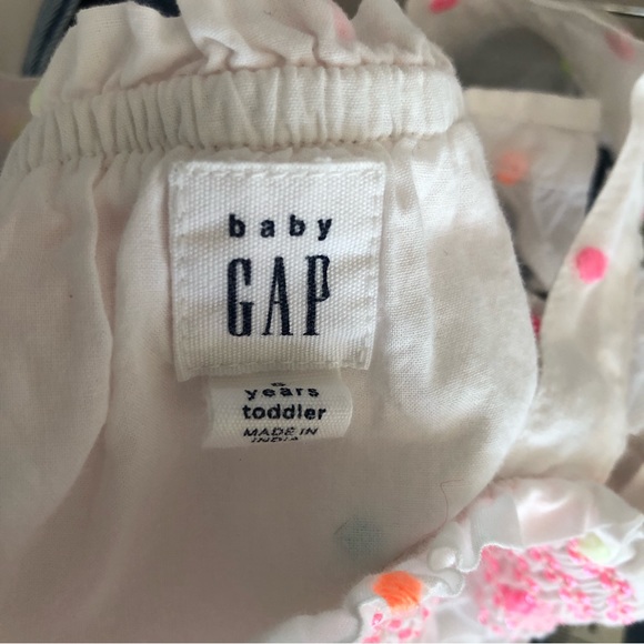 Baby GAP TOP Size 5T π€White with Neon Dots πππππ§‘π - Picture 4 of 4